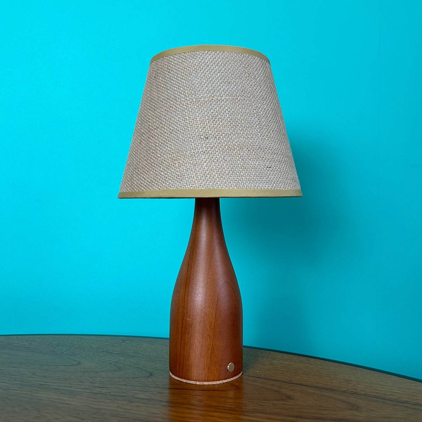 Bottle Teak style rechargeable touch lamp with shade