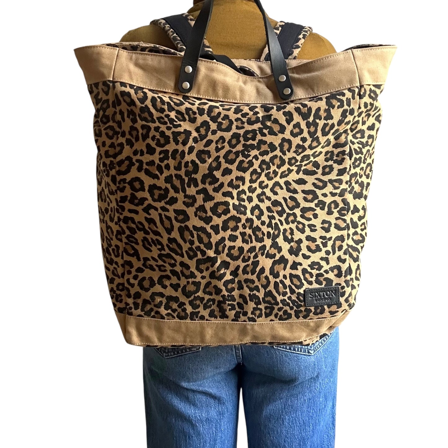 Clovelly Backpack - sand leopard print