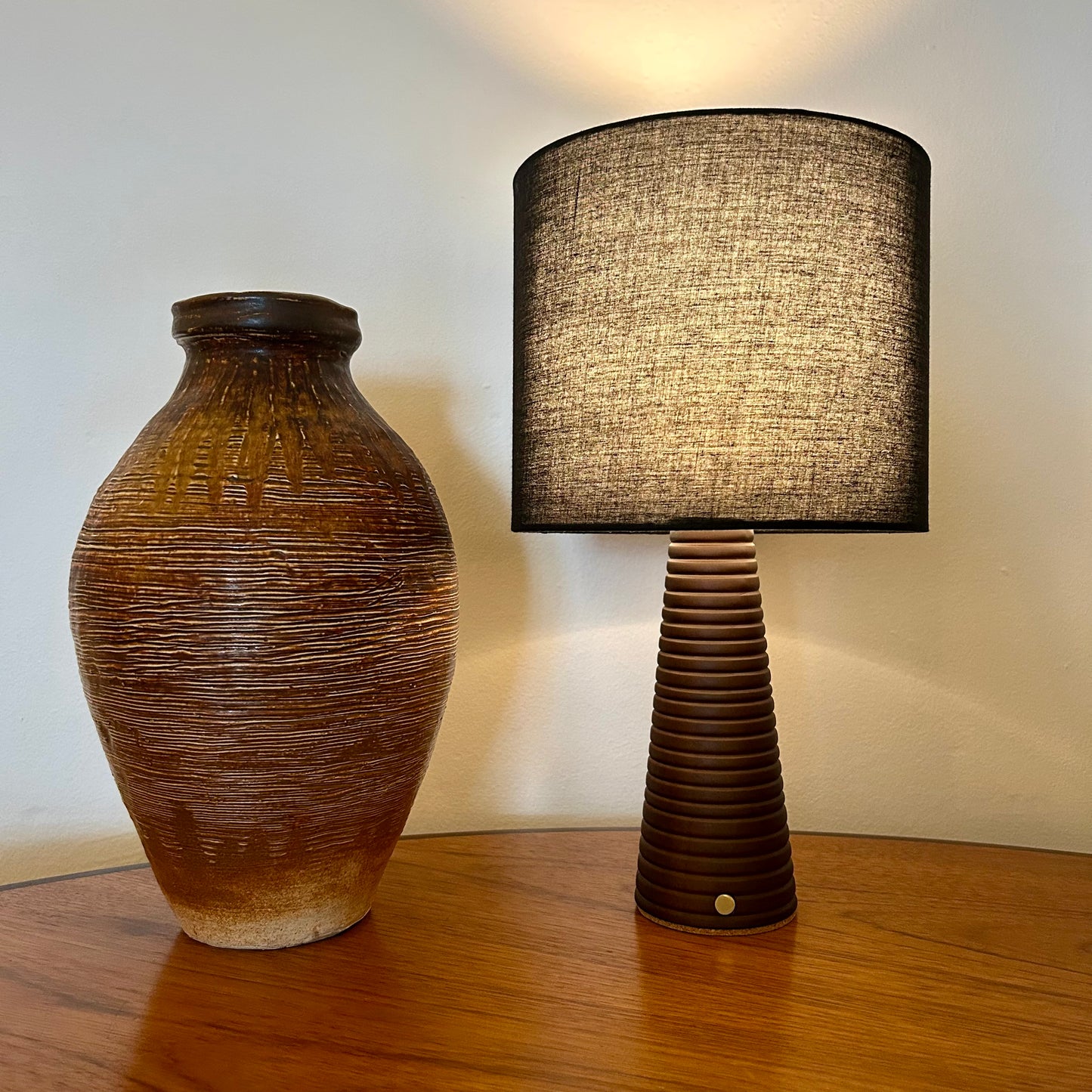 Ribbed Walnut style rechargeable touch lamp with black shade