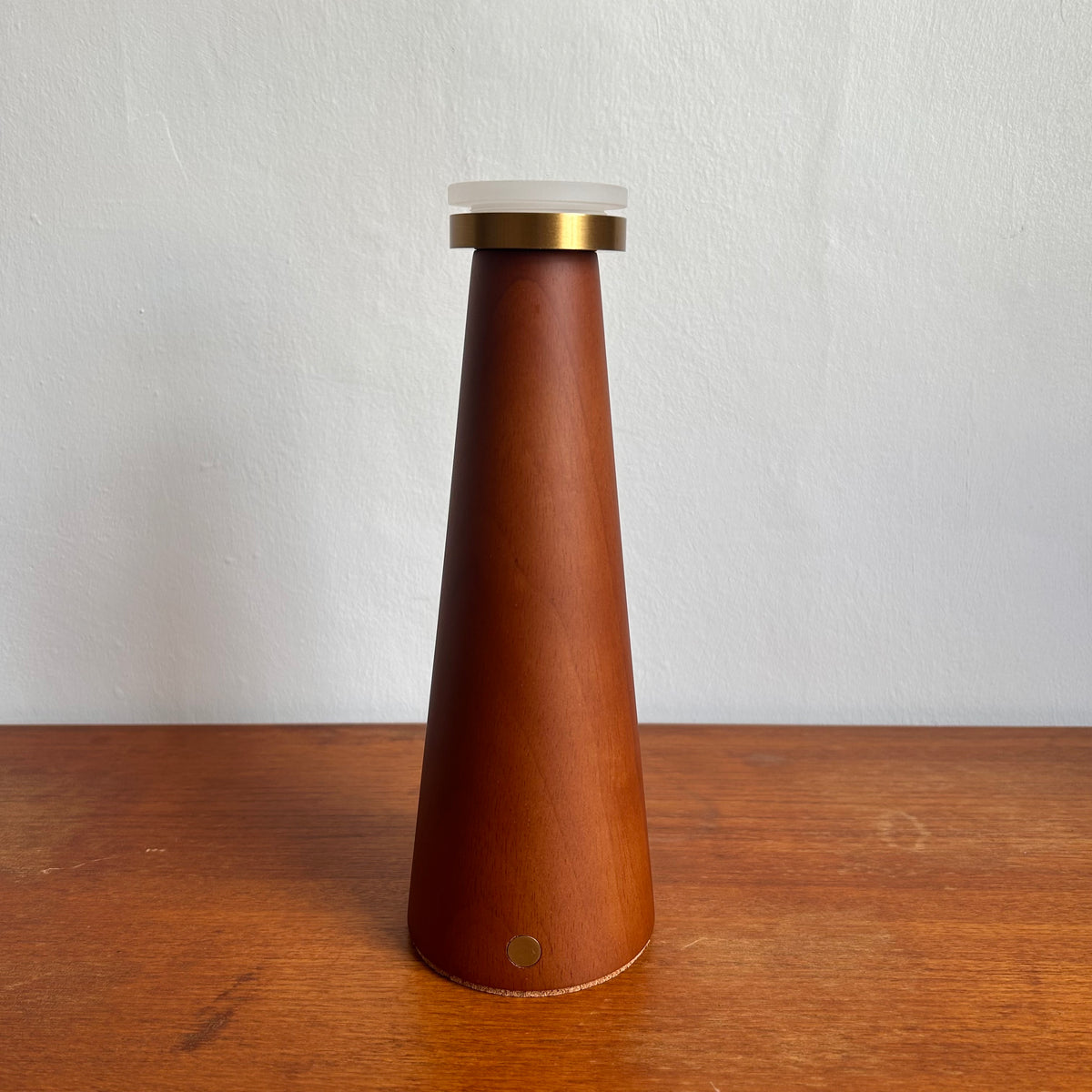 Smooth Teak style rechargeable touch lamp with small rope cone shade